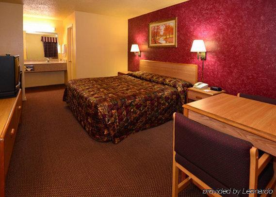 Econo Lodge Houston Brookhollow Room photo